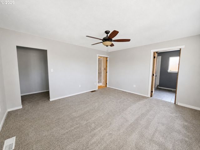 2145 Se 141ST Ave, Portland, OR 97233