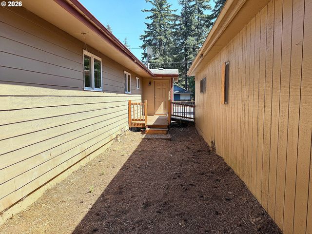 2145 Se 141ST Ave, Portland, OR 97233
