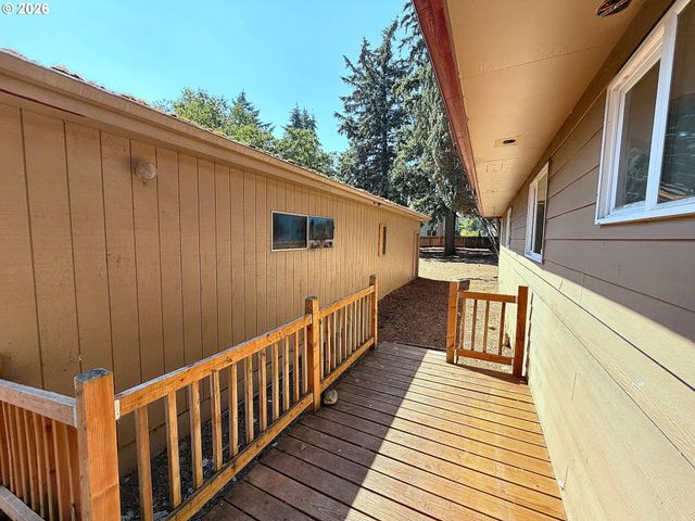 2145 Se 141ST Ave, Portland, OR 97233