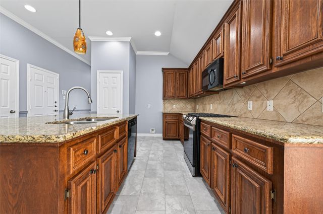 26107 Lillian Springs, Spring, TX 77373