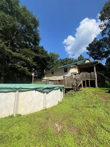 294 Ridge Street, Trion, GA 30753