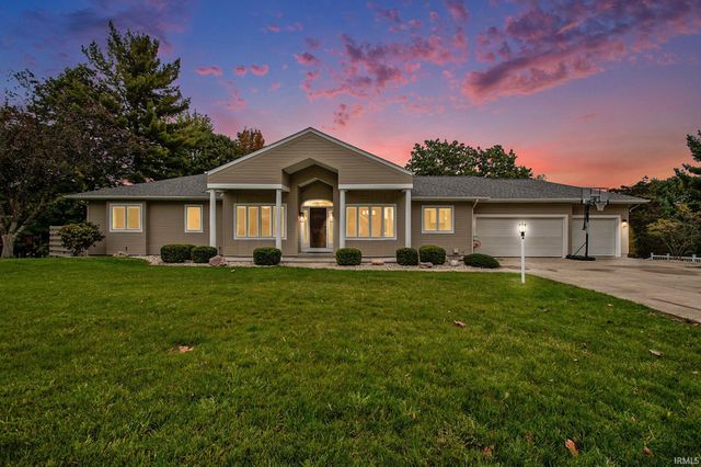 51354 Stratford Drive, Elkhart, IN 46514