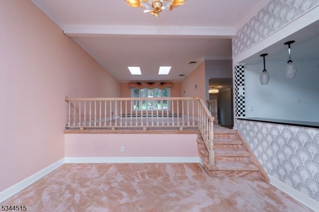 34 Lincoln St, Roseland Boro, NJ 07068