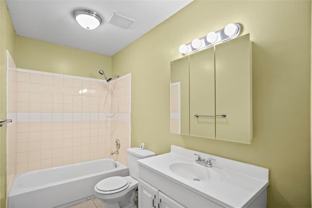 1171 Sussex Drive, North Lauderdale, FL 33068