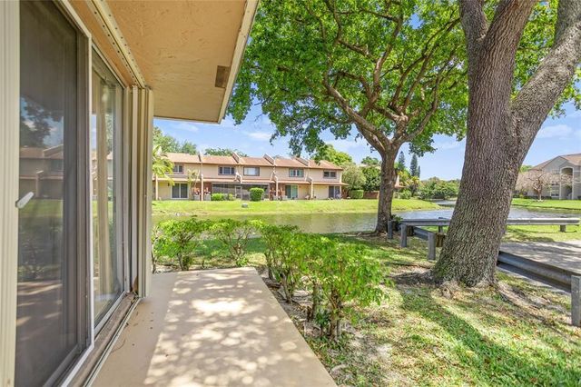 1171 Sussex Drive, North Lauderdale, FL 33068