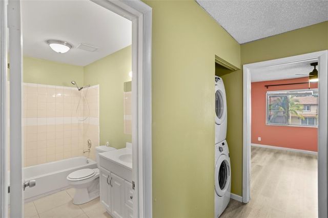 1171 Sussex Drive, North Lauderdale, FL 33068