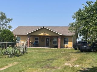 1002 N Fm 55, Barry, TX 75102