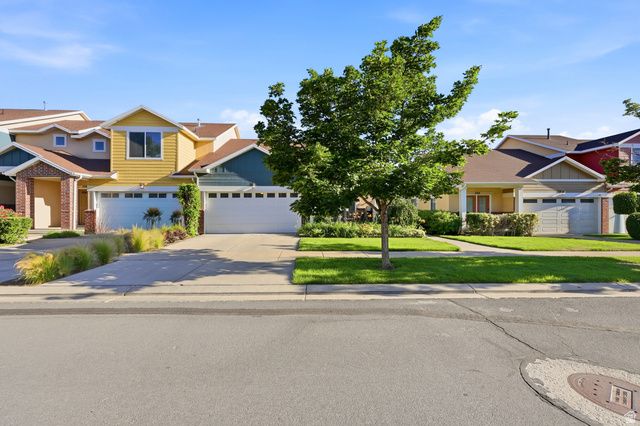 1094 E QUARRY VIEW WAY WAY, Sandy, UT 84094