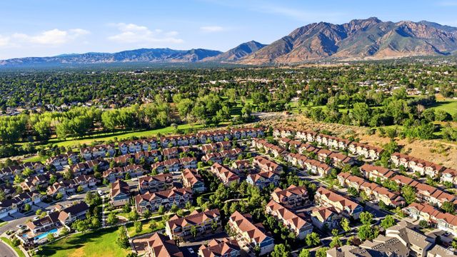 1094 E QUARRY VIEW WAY WAY, Sandy, UT 84094