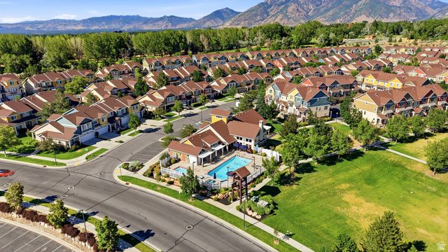 1094 E QUARRY VIEW WAY WAY, Sandy, UT 84094