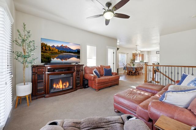 1094 E QUARRY VIEW WAY WAY, Sandy, UT 84094
