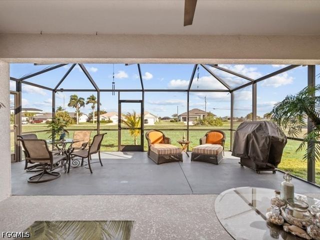 4317 NW 34th LN, Cape Coral, FL 33993