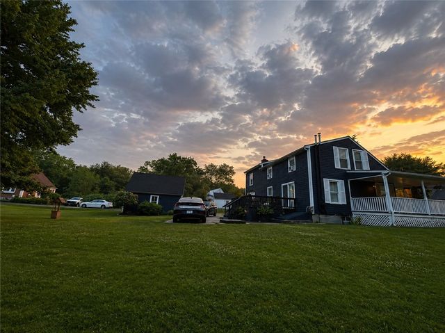 424 Buxton Street, North Smithfield, RI 02896