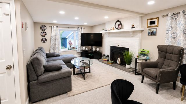 424 Buxton Street, North Smithfield, RI 02896