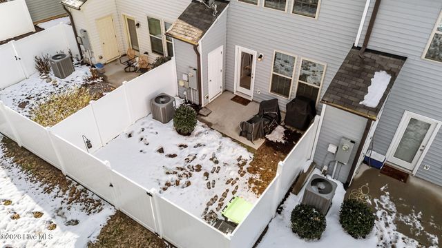 12 E Willow Trace Way, Clayton, NC 27527