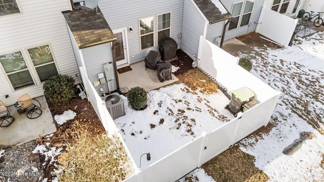 12 E Willow Trace Way, Clayton, NC 27527