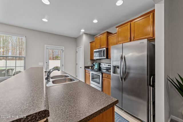 12 E Willow Trace Way, Clayton, NC 27527