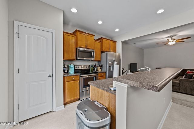 12 E Willow Trace Way, Clayton, NC 27527