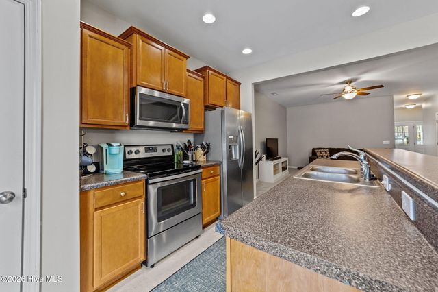 12 E Willow Trace Way, Clayton, NC 27527