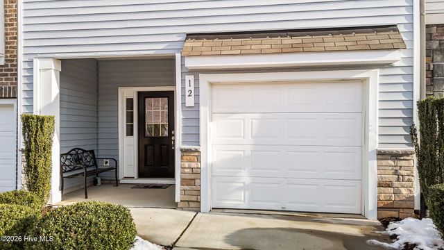 12 E Willow Trace Way, Clayton, NC 27527