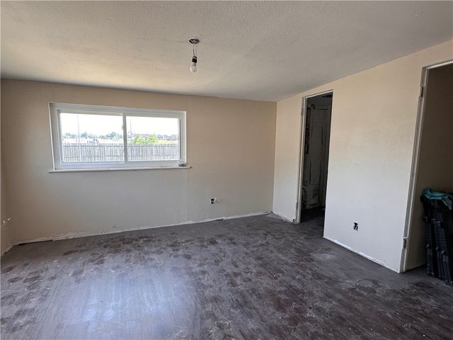 3801 Chestnut St, Corpus Christi, TX 78411