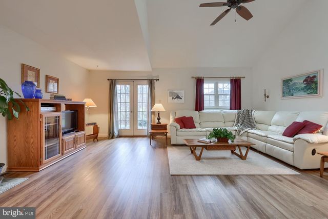 147 GREENVIEW DR, Lancaster, PA 17601