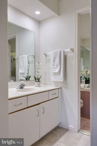 147 GREENVIEW DR, Lancaster, PA 17601