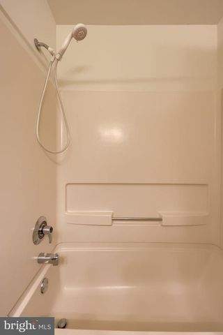 147 GREENVIEW DR, Lancaster, PA 17601