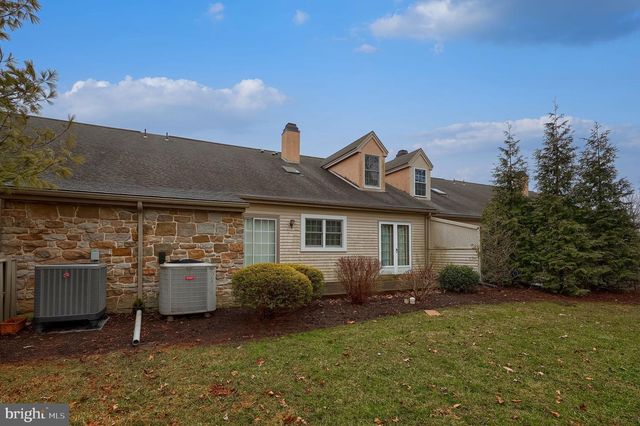 147 GREENVIEW DR, Lancaster, PA 17601