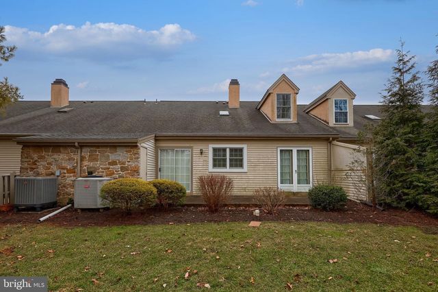 147 GREENVIEW DR, Lancaster, PA 17601