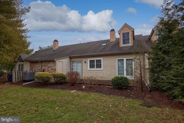 147 GREENVIEW DR, Lancaster, PA 17601