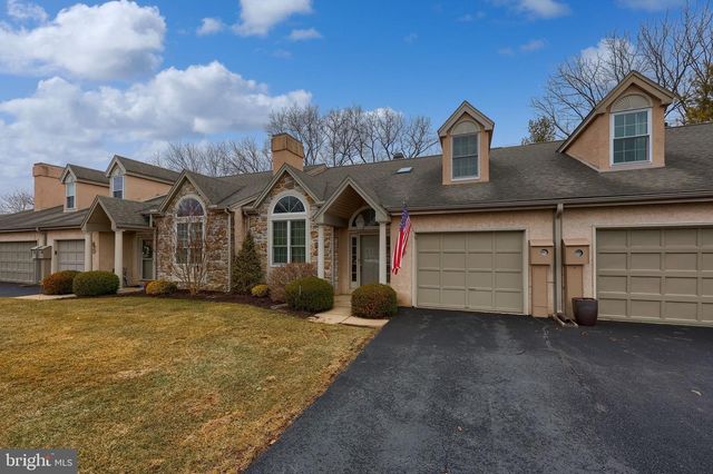 147 GREENVIEW DR, Lancaster, PA 17601