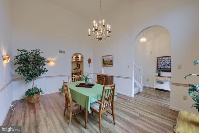 147 GREENVIEW DR, Lancaster, PA 17601