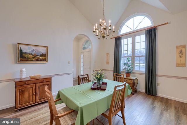 147 GREENVIEW DR, Lancaster, PA 17601