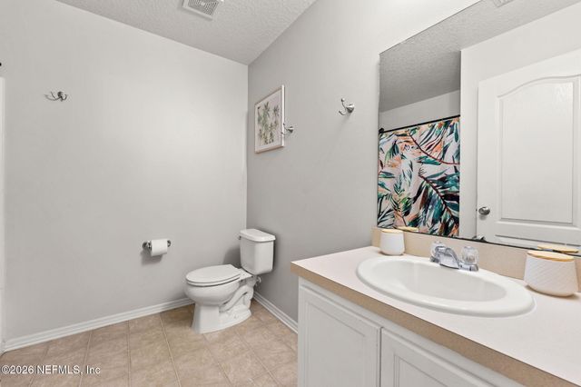 11768 SILVER HILL Drive, Jacksonville, FL 32218