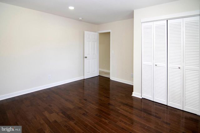 20 SUGAR BUSH DR, Sicklerville, NJ 08081