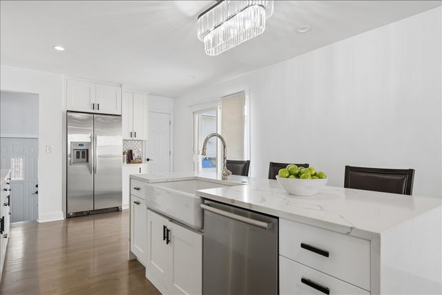 8154 N Root Court, Niles, IL 60714