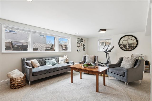 8154 N Root Court, Niles, IL 60714