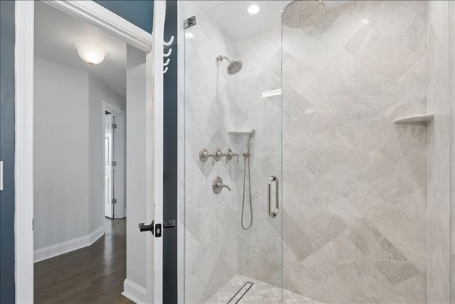 8154 N Root Court, Niles, IL 60714