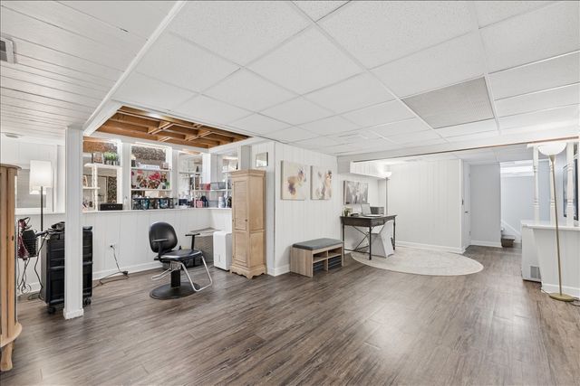 8154 N Root Court, Niles, IL 60714