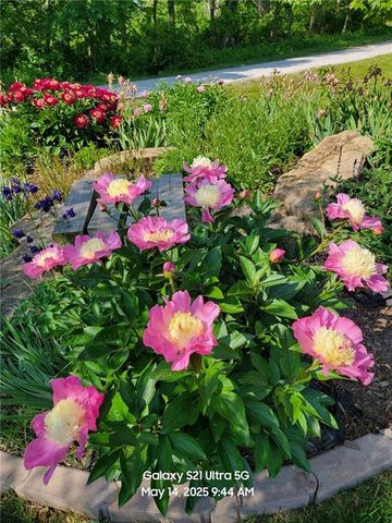 5416 S Downey Court, Independence, MO 64055