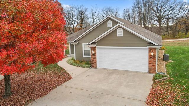 5416 S Downey Court, Independence, MO 64055