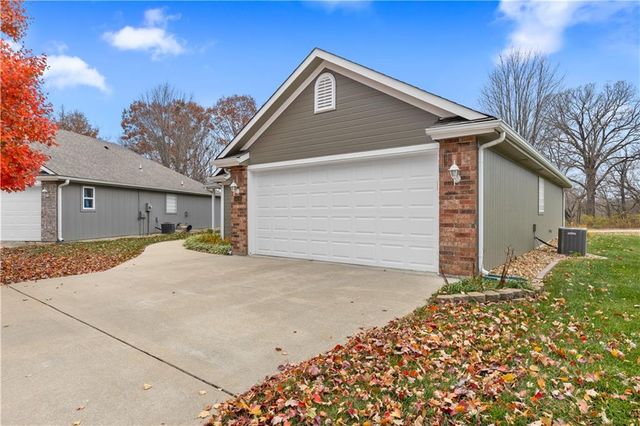 5416 S Downey Court, Independence, MO 64055
