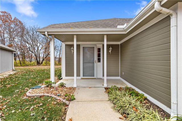 5416 S Downey Court, Independence, MO 64055