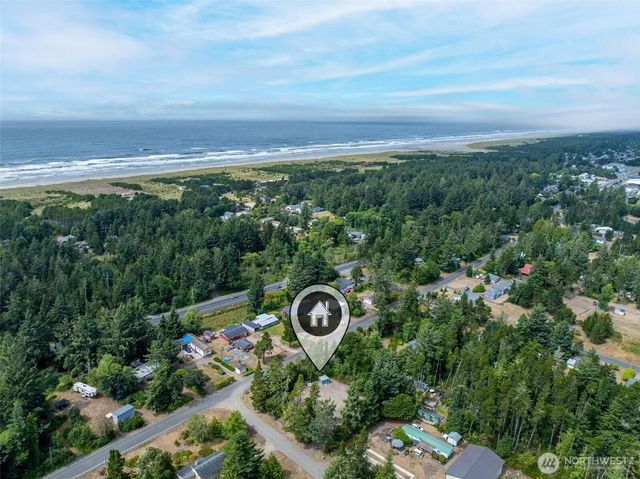 1605 243rd Lane, Ocean Park, WA 98640
