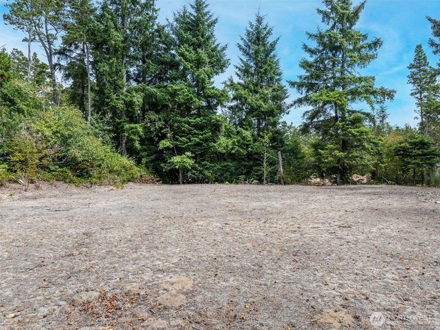 1605 243rd Lane, Ocean Park, WA 98640