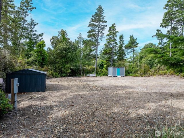 1605 243rd Lane, Ocean Park, WA 98640