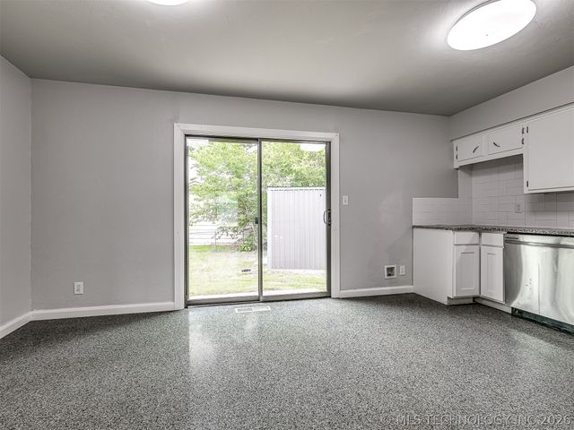 113 W 31st Place, Sand Springs, OK 74063