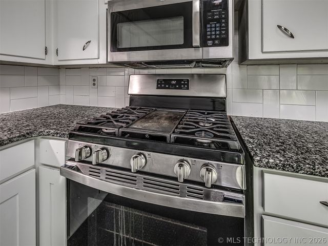 113 W 31st Place, Sand Springs, OK 74063