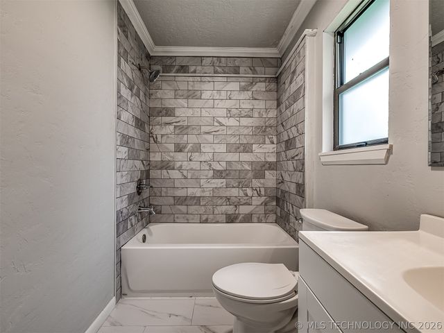 113 W 31st Place, Sand Springs, OK 74063